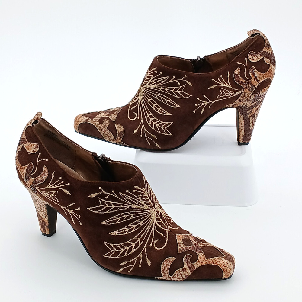 Wallace E Clark Vangie Style Women’s Brown Snake Skin Design Shoe Size 7.5W